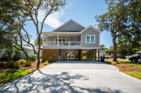 Suga Shack by Oak Island Accommodations